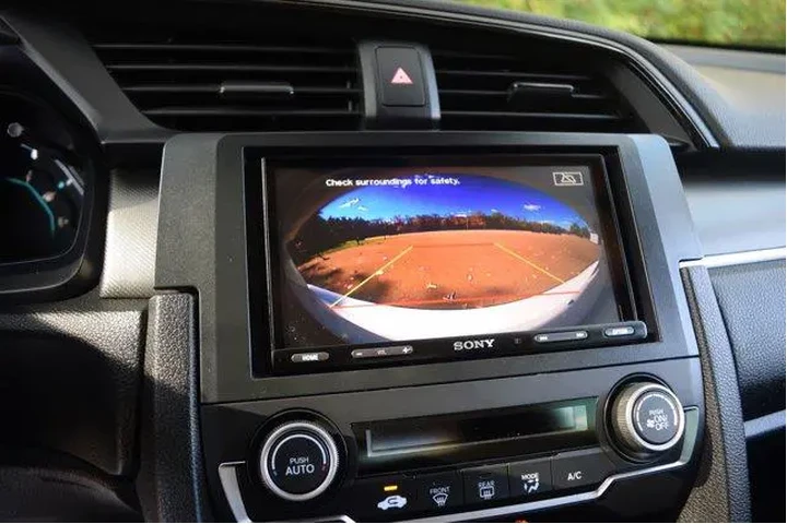 $16500 : Honda Civic 2019 LX 4dr Seda image 10