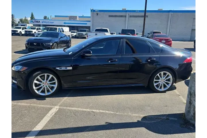 $11500 : Jaguar XF 2016 R-Sport 4dr S image 5