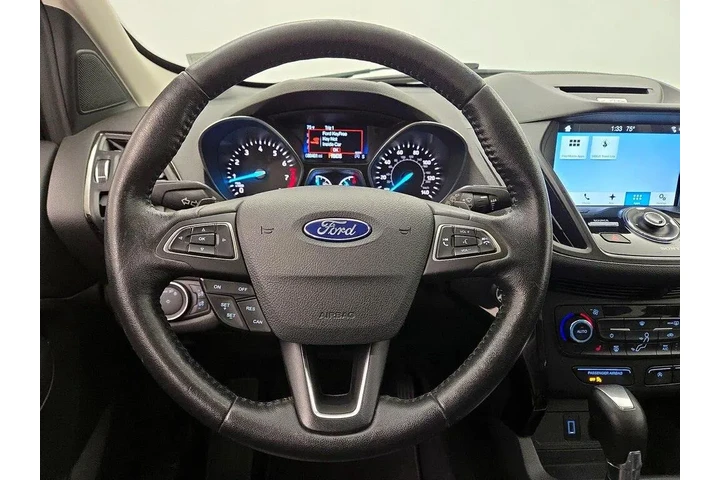 $13998 : Ford Escape 2017 Titanium 4d image 10