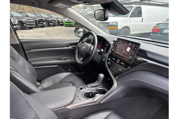 $28388 : Toyota Camry 2023 XSE 4dr Se image 10