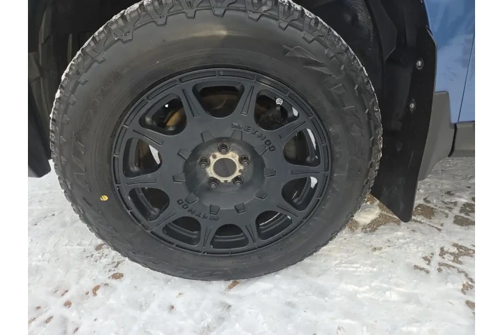 $17497 : 2017 Forester 2.0XT Touring image 9