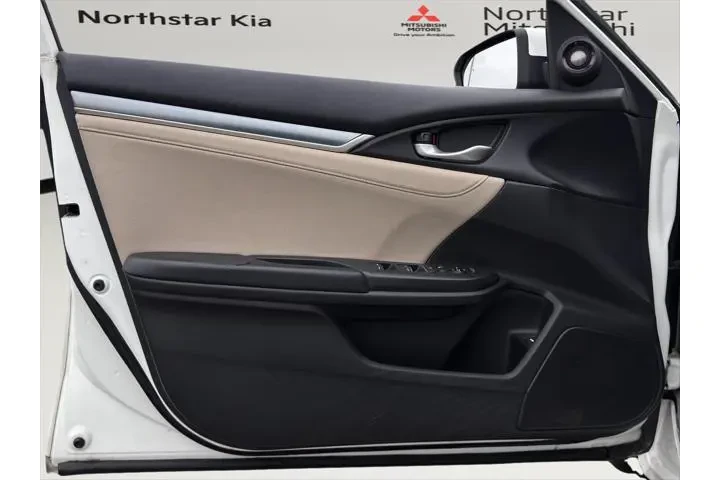 $16990 : Honda Civic 2016 Touring 4dr image 8