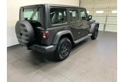 $27290 : Jeep Wrangler Unlimited 2018 thumbnail