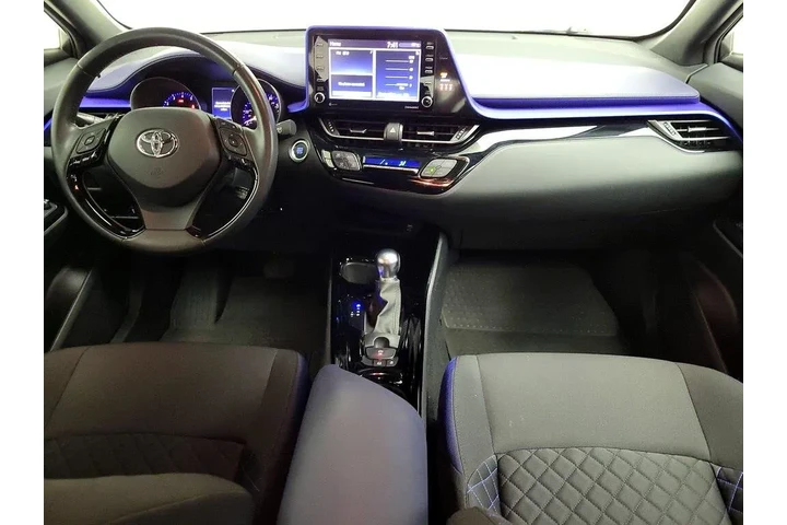 $21998 : Toyota C-HR 2022 XLE 4dr Cro image 9