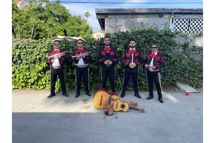 Mariachi Juvenil Atotonilco image 1