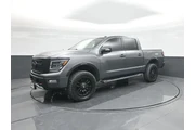 Nissan Titan 2021 4x4 SV 4dr en Houston