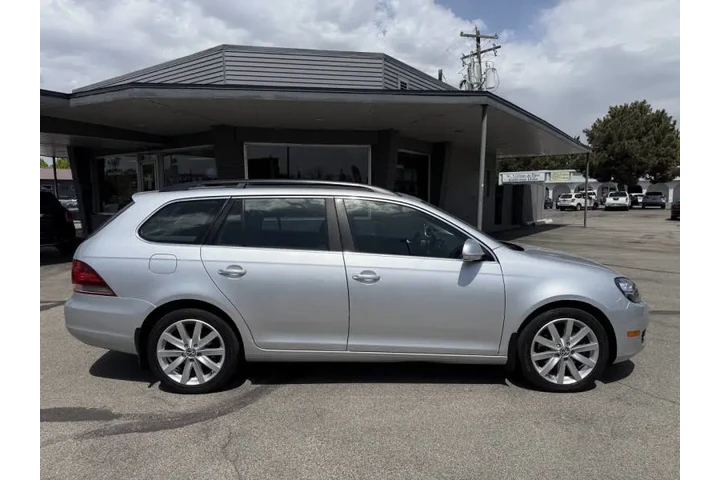 $8700 : 2014 Jetta SportWagen TDI image 9