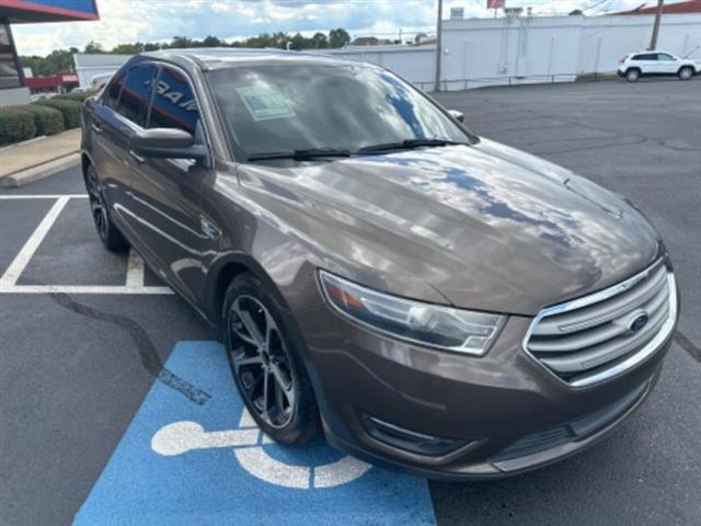 2015 Taurus image 3