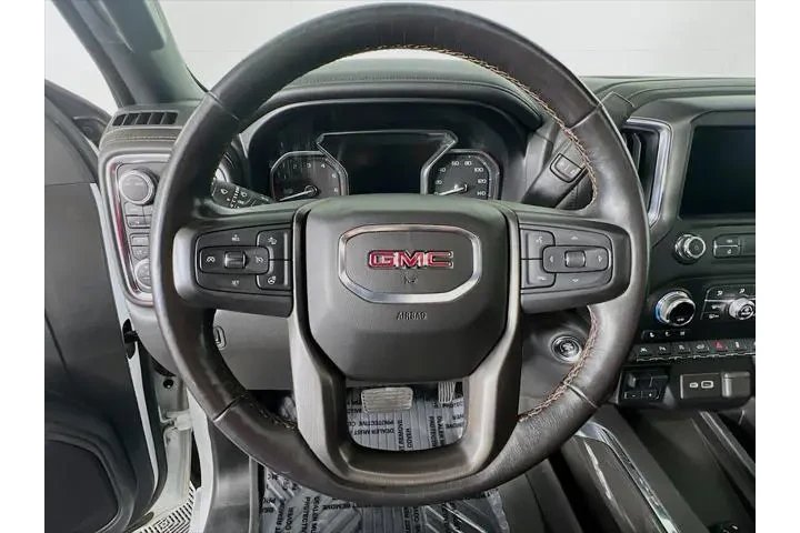 $34000 : GMC Sierra 1500 2020 4x4 AT4 image 10