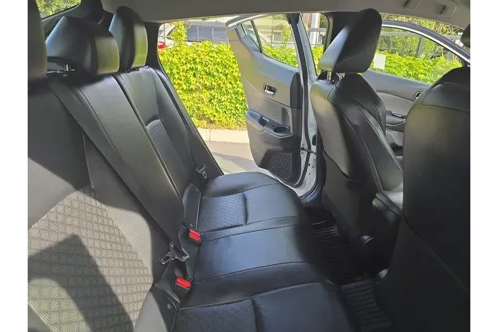 $21995 : Toyota C-HR 2020 Limited 4dr image 9