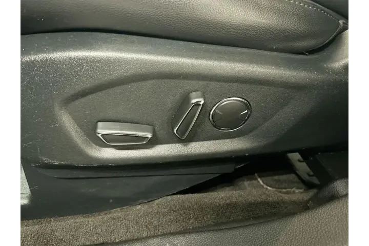 $17999 : Ford Explorer 2018 AWD XLT 4 image 10