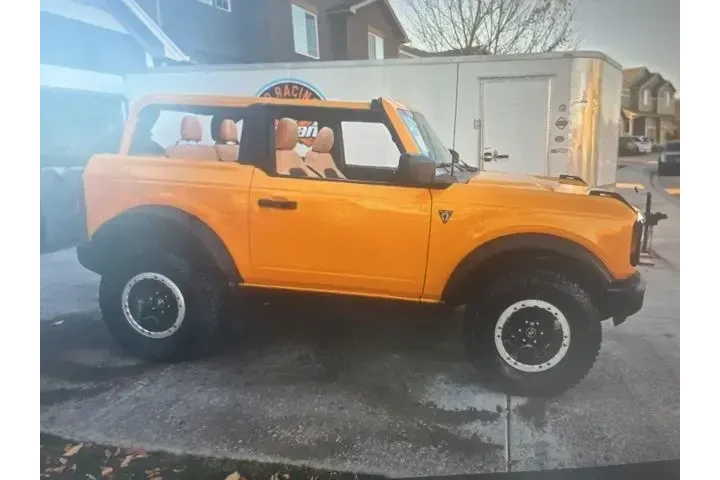 $37098 : Ford Bronco 2022 4x4 Base Ad image 2