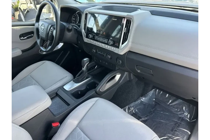$31995 : Nissan Frontier 2025 4x2 PRO image 8