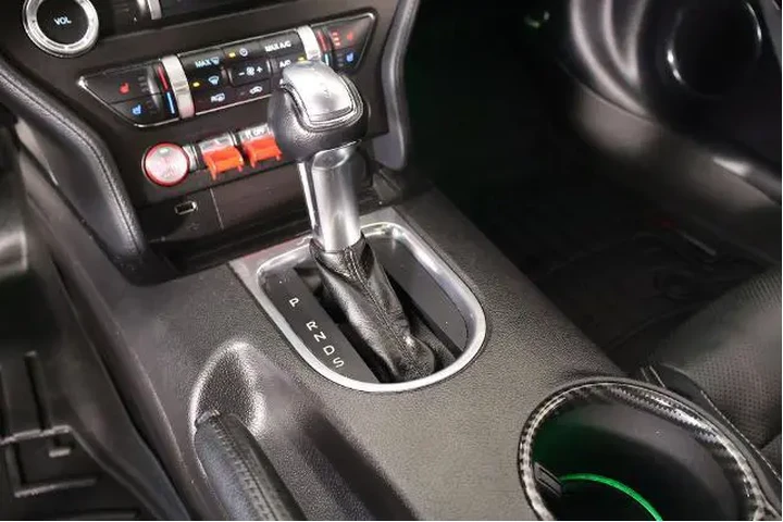 $29770 : Ford Mustang 2019 GT 2dr Fas image 9