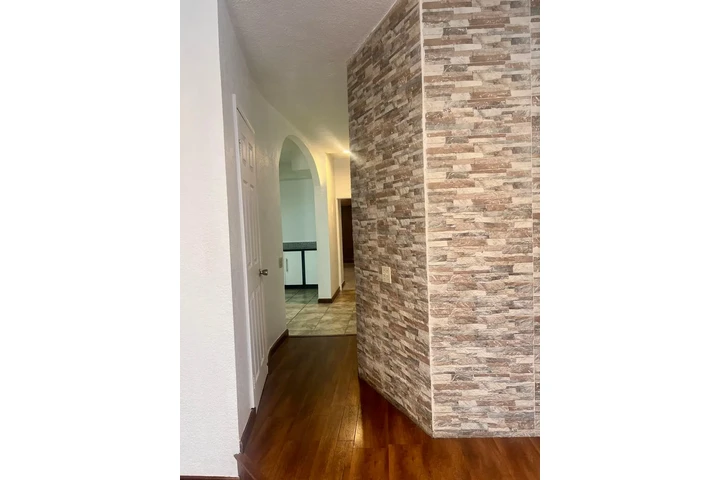$1800 : Departamento muy ubicado Renta image 4