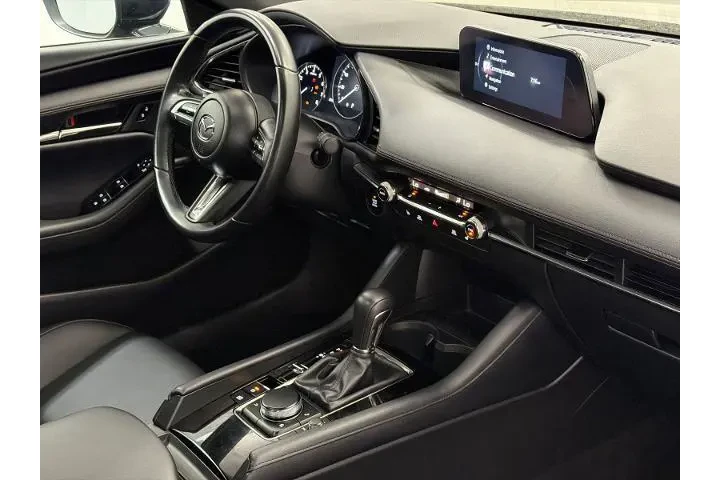 $22000 : Mazda Mazda3 Hatchback 2023 image 7