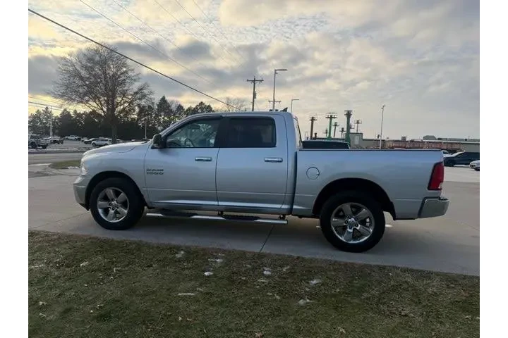 $14500 : Ram 1500 2018 4x4 SLT 4dr Cr image 8