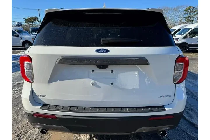 $31900 : Ford Explorer 2022 AWD XLT 4 image 7