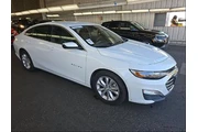 $16995 : Chevrolet Malibu 2023 LT 4dr thumbnail