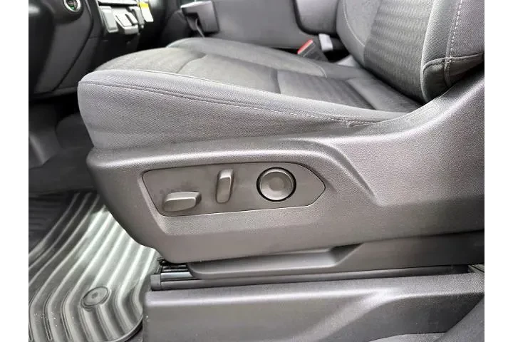 $38999 : Chevrolet Silverado 1500 202 image 10