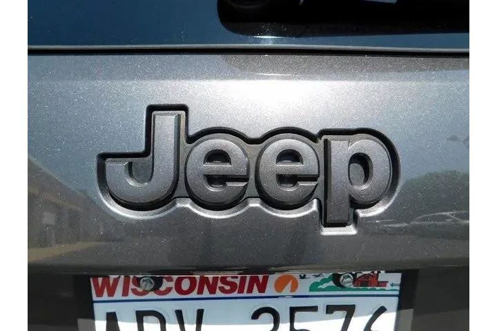 $28993 : Jeep Grand Cherokee 2021 4x4 image 10