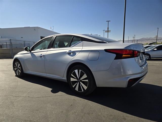 $22802 : Pre-Owned 2022 ALTIMA 2.5 SV image 3