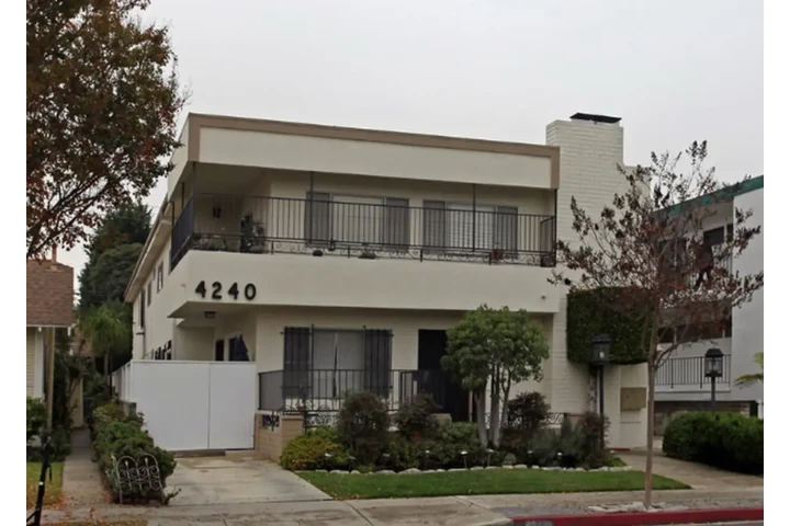 $1975 : 2 Bedroom Apt in Lynwood image 1
