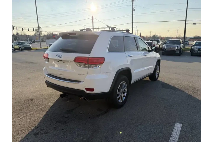$6850 : 2015 Grand Cherokee Limited image 7