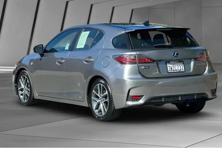 $18900 : Lexus CT 200h 2017 4dr Hatch image 10