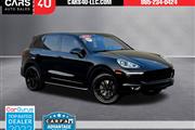 $20987 : 2016 Cayenne Base thumbnail