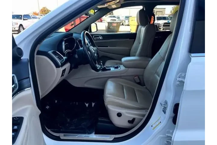 $28885 : Jeep Grand Cherokee 2021 4x4 image 6