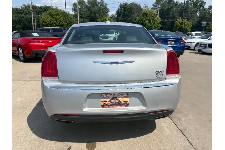 $13950 : 2020 300 Limited image 6