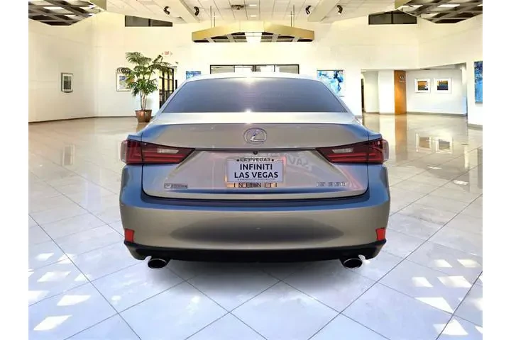 $24700 : Lexus IS 350 2016 4dr Sedan image 6