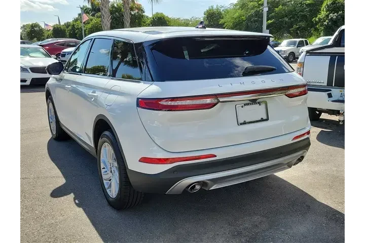 $30990 : Lincoln Corsair 2024 Premier image 4