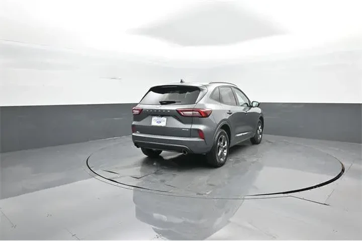 $22548 : Ford Escape 2023 AWD ST-Line image 7