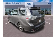 $19085 : Toyota Sienna 2017 SE 8-Pass thumbnail