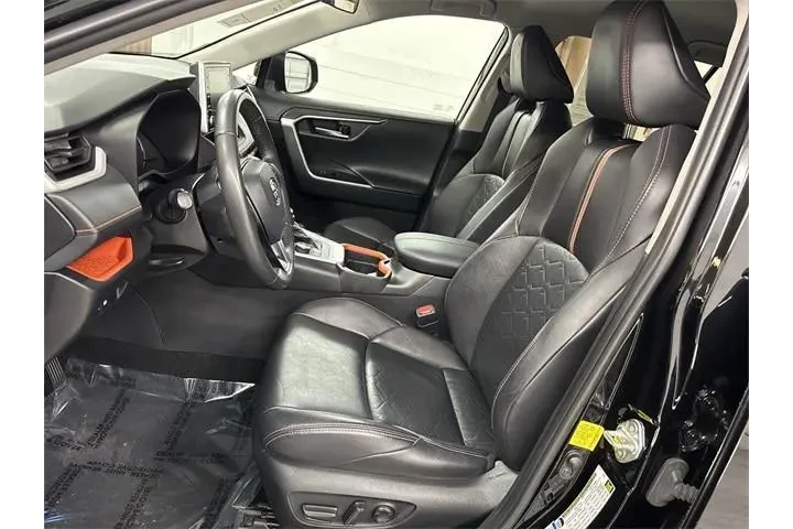 $23300 : Toyota RAV4 2021 AWD Adventu image 3