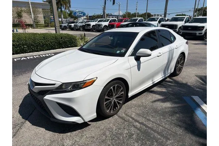 $18797 : Toyota Camry 2020 SE 4dr Sed image 3