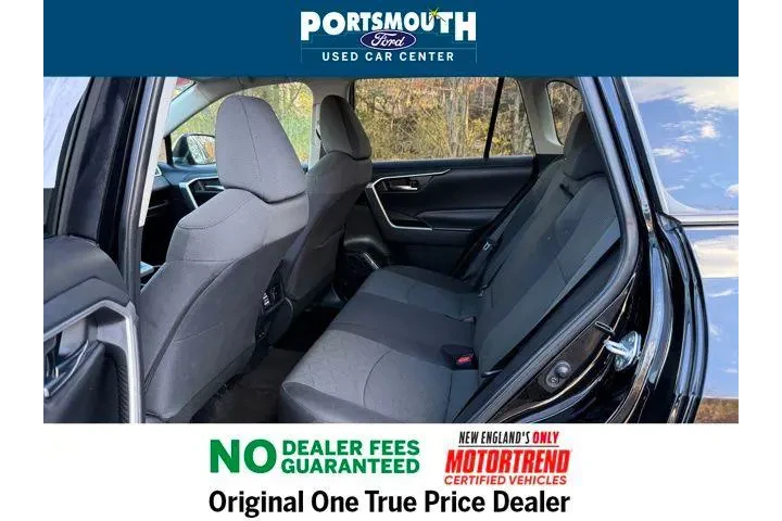 $28495 : Toyota RAV4 2024 AWD XLE 4dr image 5