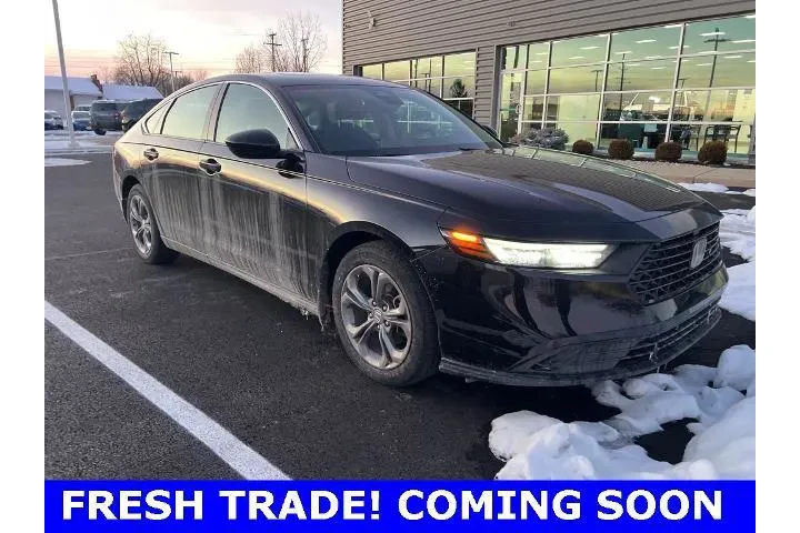 $24446 : Honda Accord 2023 EX 4dr Sed image 1