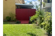 $2 : Se renta town house thumbnail