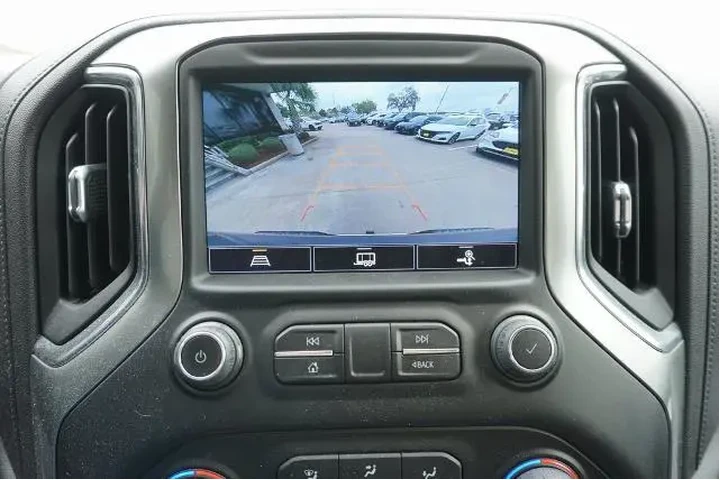 $38888 : Chevrolet Silverado 1500 202 image 9