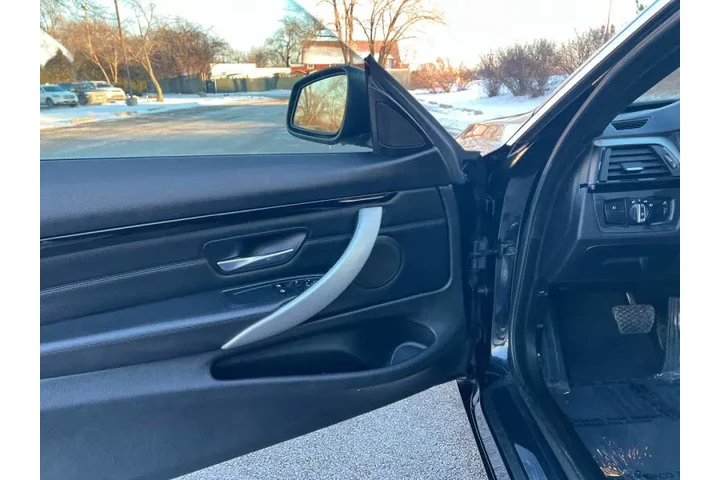 $13997 : 2016 BMW 4 Series 428i xDrive image 9