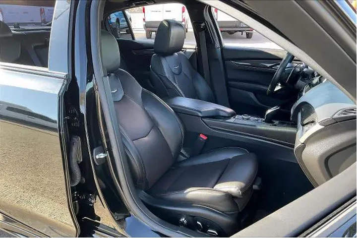 $33996 : Cadillac CT5 2022 AWD Sport image 8