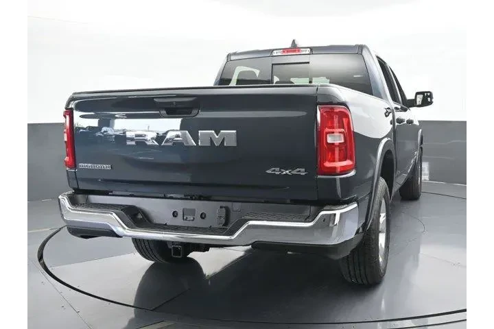 $39700 : Ram 1500 2025 4x4 Big Horn 4 image 5