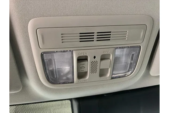 $26988 : Honda Civic 2019 Touring 4dr image 6