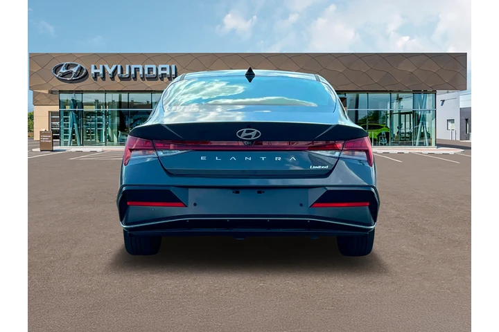 $23788 : Hyundai ELANTRA 2025 Limited image 6