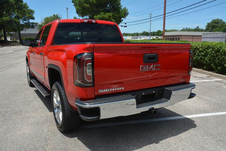 2017 GMC Sierra 1500 SLT image 9