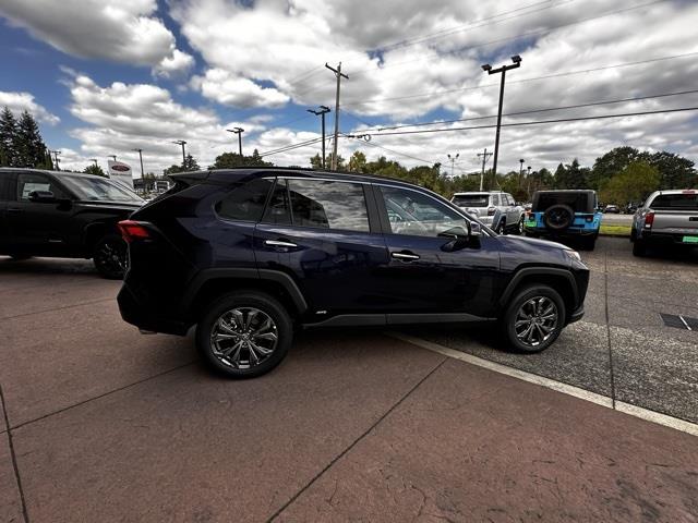 $42504 : 2024 RAV4 Hybrid Limited image 6