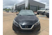 $11995 : Nissan Versa 2021 SV 4dr Sed thumbnail